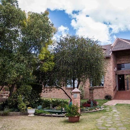 Jenny'S Guest House Grahamstown Exterior foto