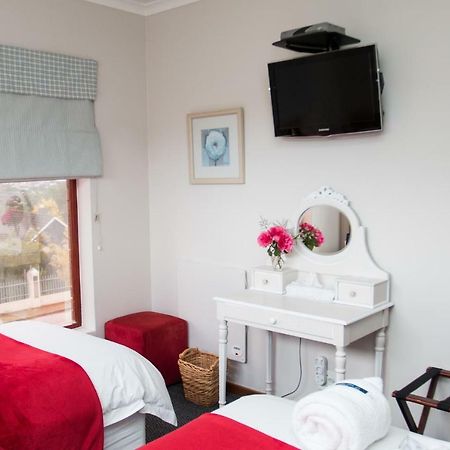 Jenny'S Guest House Grahamstown Exterior foto